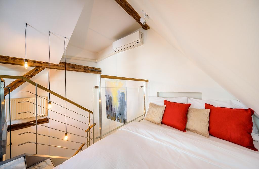 Triplex Kings In Old Town Apartment Prague