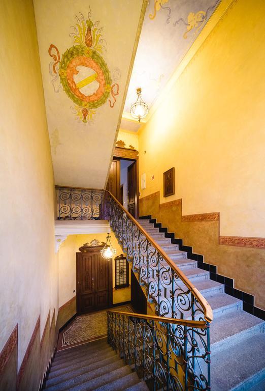Apartment Triplex Kings In Old Town *