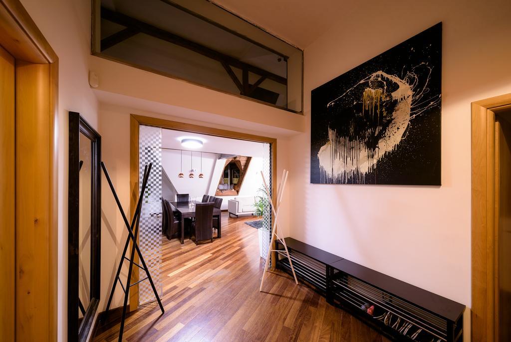 Apartment Triplex Kings In Old Town *